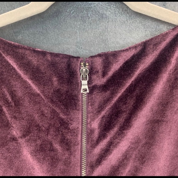 Alice + Olivia Plum Velvet Peplum Dress - Picture 3 of 5